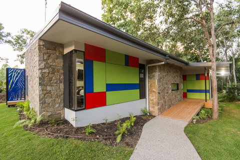 The Feathered Nest - Luxury Wildlife Retreat - Australian Directory 1