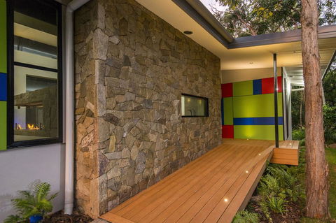 The Feathered Nest - Luxury Wildlife Retreat - Australian Directory 3