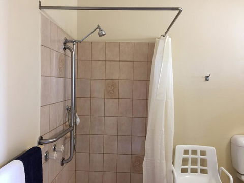 The Finley Palm Motor Inn - Australian Directory 2