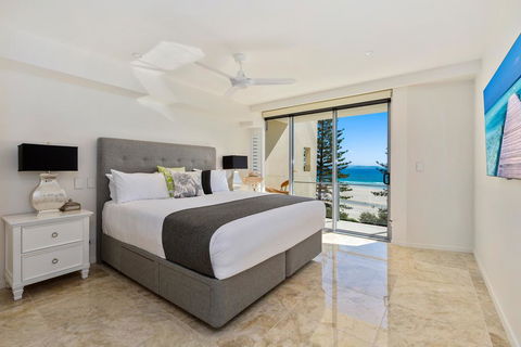 The Garland At Rainbow Bay - Australian Directory 3