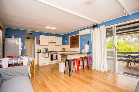 The Gee Beach House - Australian Directory 0