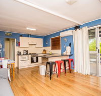 The Gee Beach House - Australian Directory