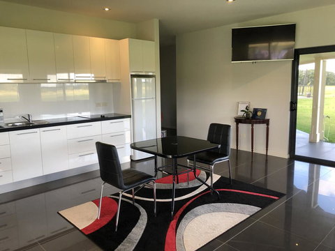 The Glen - Australian Directory 3