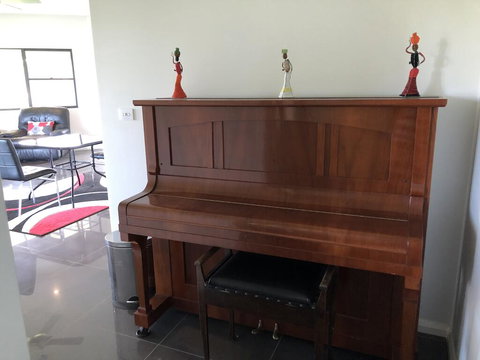 The Glen - Australian Directory 2