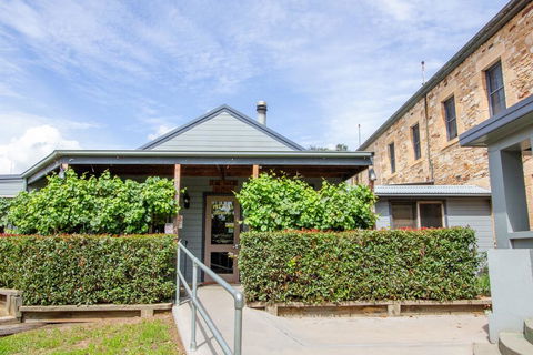 The Globe Hotel, Rylstone - Australian Directory 1