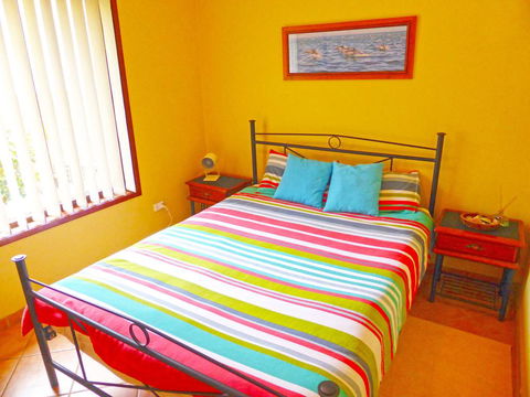 The Happy Shack @ Callala Bay - Australian Directory 1