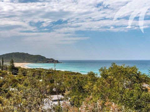 The Headland House - Australian Directory 3