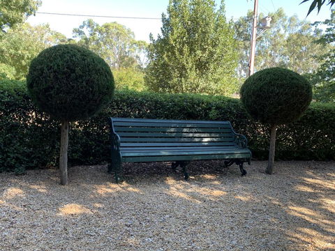 The Heritage Garden - Australian Directory 3