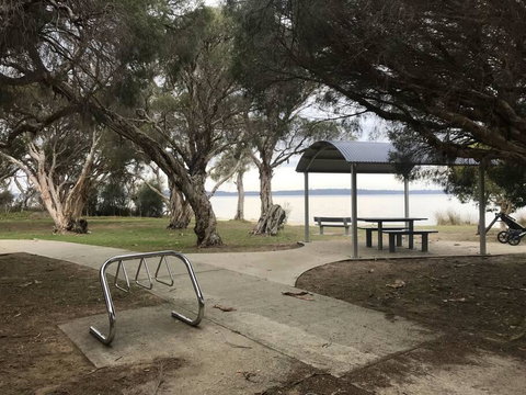 The King Barn Bouvard - Australian Directory 2