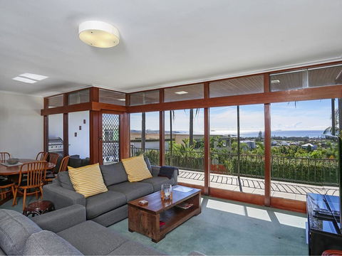 The Lookout - Coffs Harbour, NSW - Australian Directory 1