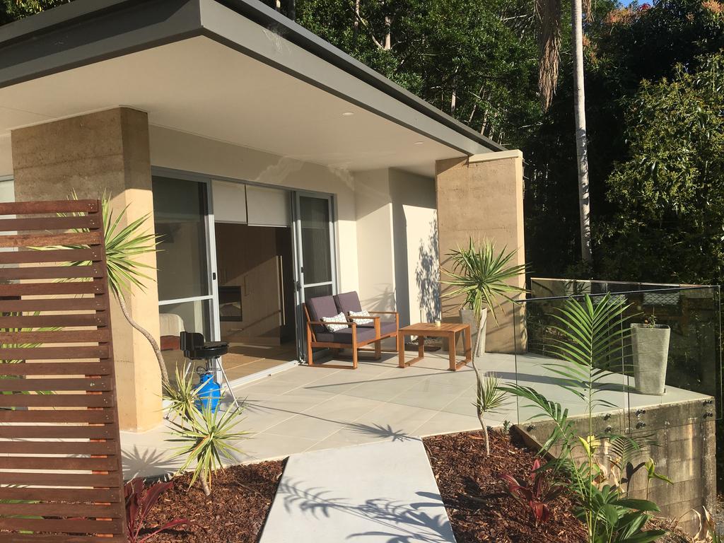 Currumbin Valley QLD Australian Directory