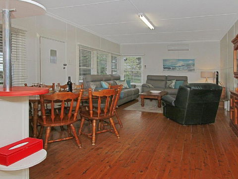The Marlin - A Gem Close To Rock Pools - Australian Directory 3