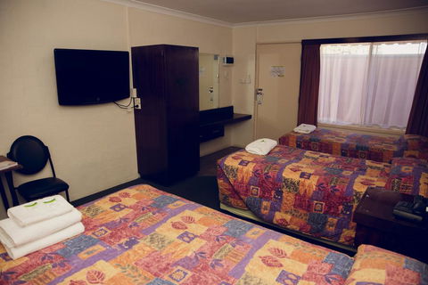 The Miners Rest Motel - Australian Directory 2