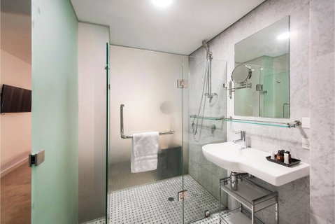 The Nest - Convenient & Comfy Space With Fantastic Rooftop - Australian Directory 3