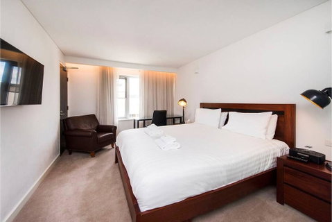 The Nest - Convenient & Comfy Space With Fantastic Rooftop - Australian Directory 0