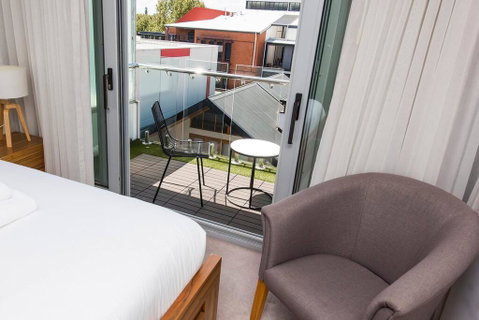 The Nest - Modern Room In Northbridge With Roof Terrace - Australian Directory 1