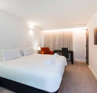 The Nest - Spacious Studio on Newcastle St with Roof Terrace - Australian Directory
