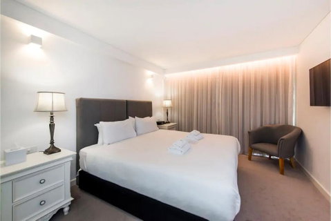 The Nest - Stylish Modern Room With Rooftop Terrace - Australian Directory 0