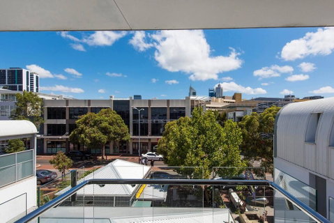 The Nest - Trendy Studio Near City Centre With Roof Terrace - Australian Directory 2