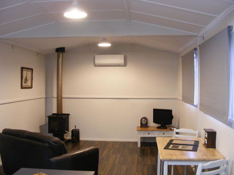 The Old School House BnB - Australian Directory 0