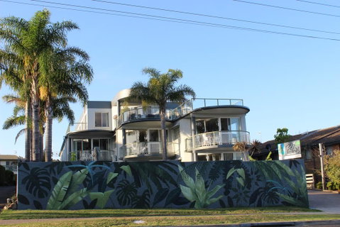 The Palms Apartments - Australian Directory 0