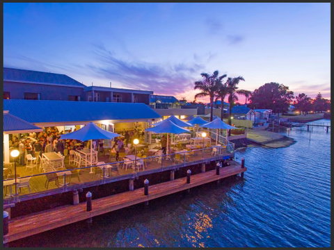 The Parade Hotel - Australian Directory 0