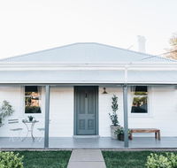 The Repose - Boutique Cottage - Australian Directory