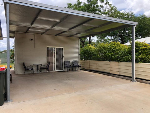 The Retreat - Australian Directory 0