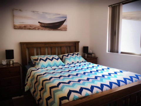 The Royal Dolphin Holiday Home - Australian Directory 1