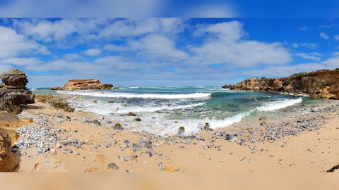 The Victoria Hotel - Australian Directory 2
