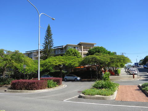 The Village At Burleigh - Australian Directory 2
