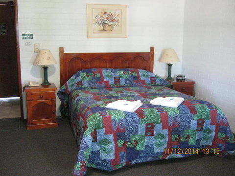 The Vineyard Motel - Australian Directory 2