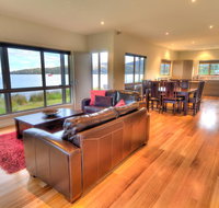 Tides Reach - Australian Directory