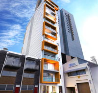 Tom's Court Hotel - Australian Directory
