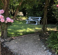 Toolebewang Farm Cottage - Australian Directory