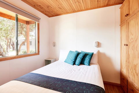 Torquay Foreshore Caravan Park - Australian Directory 3