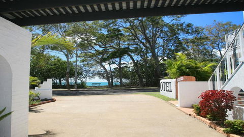 Tower Court Motel - Australian Directory 2