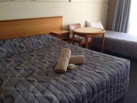 Town Centre Motor Inn - Australian Directory 2