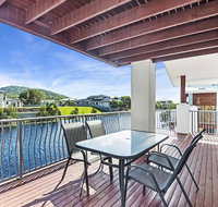 Townhouse on the Canal - Australian Directory