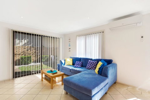 Townhouse In The Heart Of Port Stephens - Australian Directory 1