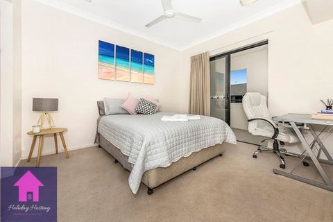 Townsville Luxury Spacious Apt 3 BR-2BTH Pools - Australian Directory 2