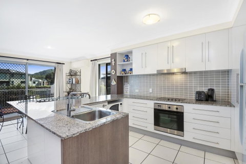 Townhouse On The Canal - Australian Directory 1