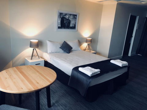 Tranquil Park - Australian Directory 1