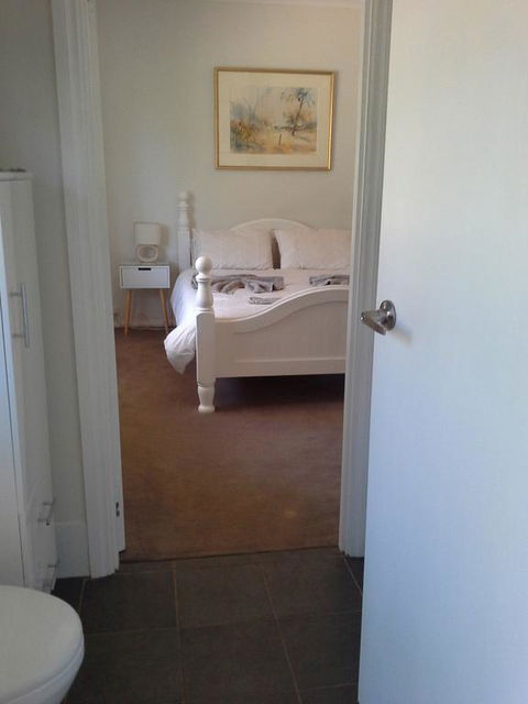 Tree Lodge - Australian Directory 1