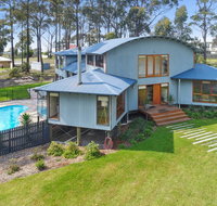 Tura Tree House - Australian Directory
