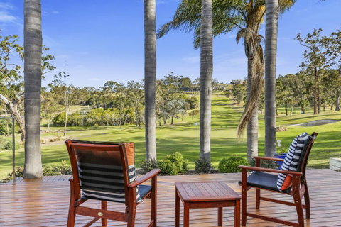 Tura Beach Golf Stays - Australian Directory 2