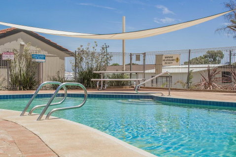 Twin Waters Caravan Park - Australian Directory 0