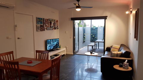 Two Bedroom Garden Apartment - Australian Directory 2