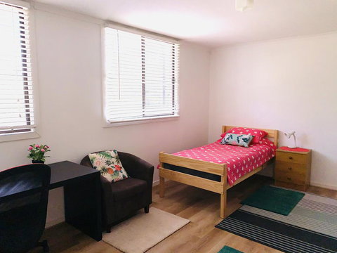 Two Dams Estate - Retreat & Relax - Australian Directory 2