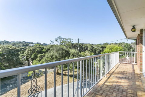 Tyrone Beach House - Australian Directory 0